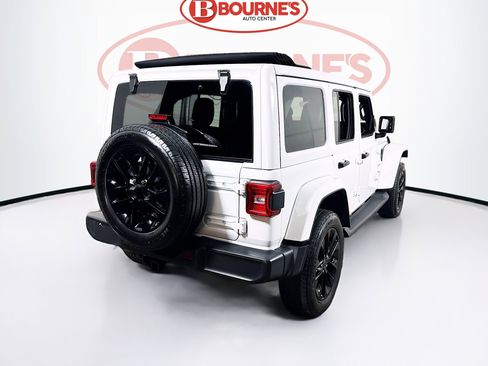 Used 2024 Jeep Wrangler Unlimited Sahara image 10