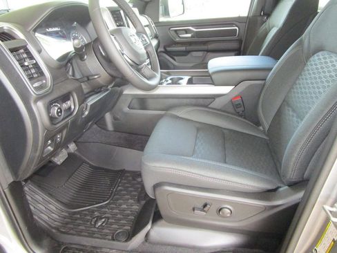 New 2025 RAM 1500 Big Horn image 23