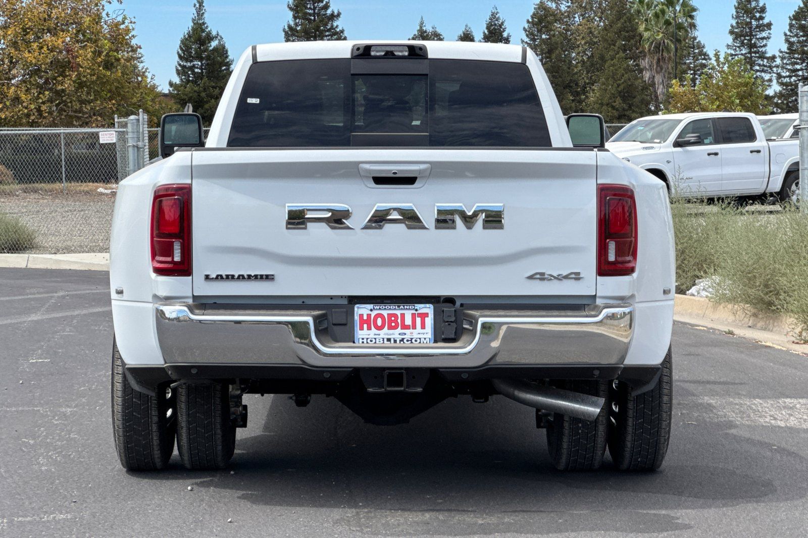 New 2027 RAM 3500 Laramie w/ Towing Technology Group AWD/4WD image 4