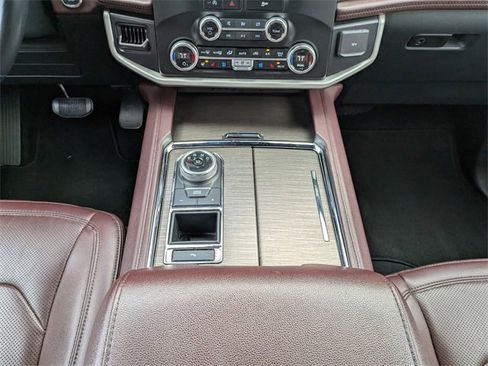 Certified 2024 Ford Expedition Limited image 18