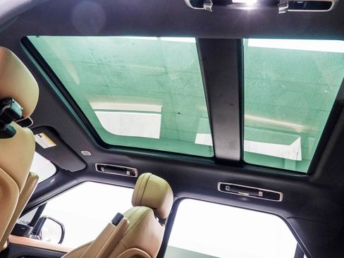 Used 2023 Land Rover Range Rover Sport SE image 44