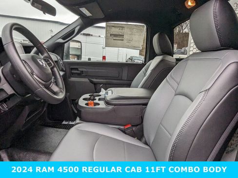 New 2024 RAM 4500 Tradesman image 24