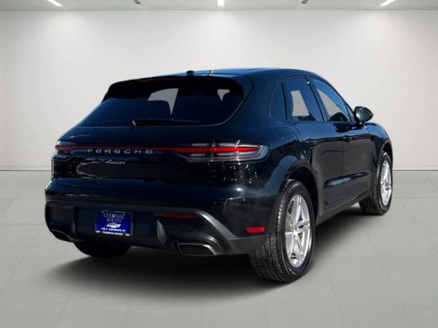 Used 2025 Porsche Macan image 6