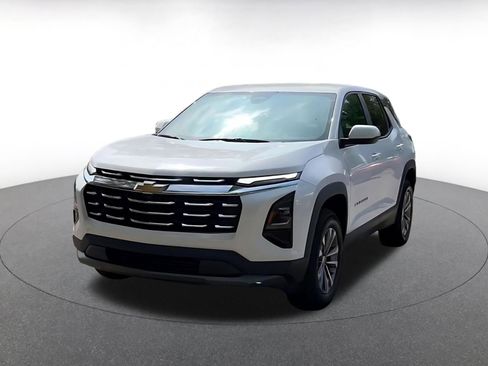 Used 2025 Chevrolet Equinox LT AWD/4WD image 7