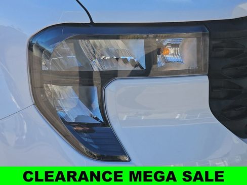 New 2025 Ford Maverick XLT image 33