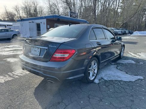 Used 2013 Mercedes-Benz C 300 4MATIC Sedan image 3