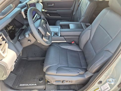 New 2026 Toyota Sequoia Platinum AWD/4WD image 16