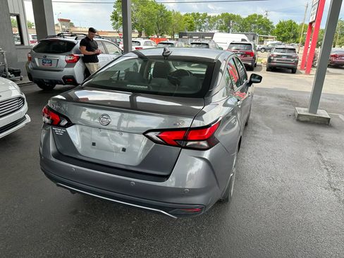 Used 2020 Nissan Versa SV FWD image 6