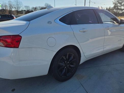 Used 2019 Chevrolet Impala LT image 21