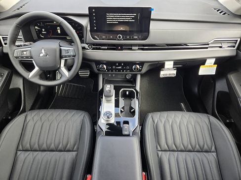 New 2026 Mitsubishi Outlander SEL image 21