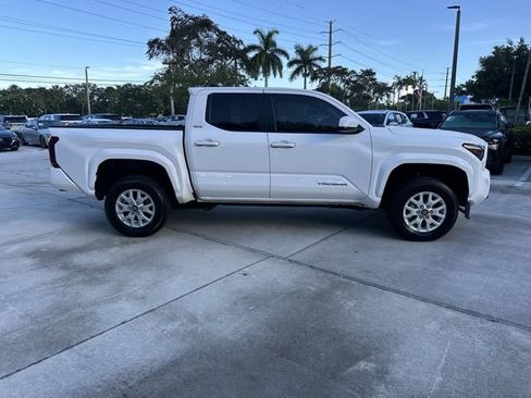 Used 2024 Toyota Tacoma SR5 RWD image 14