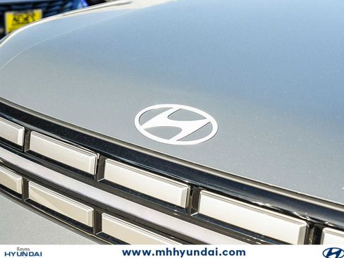 New 2026 Hyundai Santa Fe SE FWD image 9