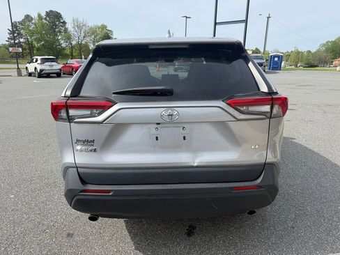 Used 2023 Toyota RAV4 LE image 7