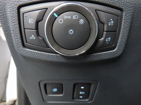 Used 2022 Ford F250 Lariat w/ Lariat Ultimate Package AWD/4WD image 49