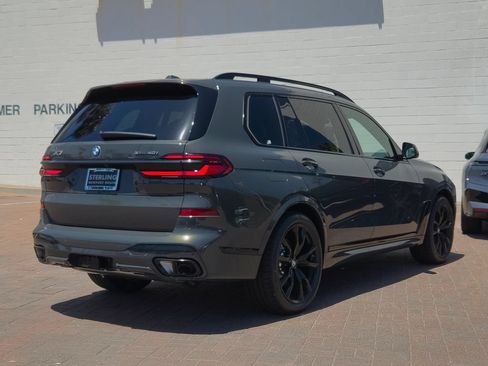 New 2026 BMW X7 xDrive40i w/ M Sport Package AWD/4WD image 18