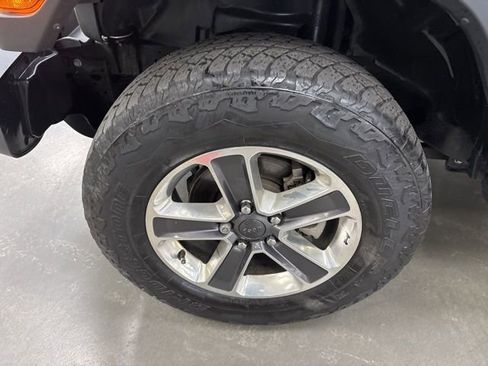 Used 2020 Jeep Wrangler Unlimited Sahara w/ LED Lighting Group image 29