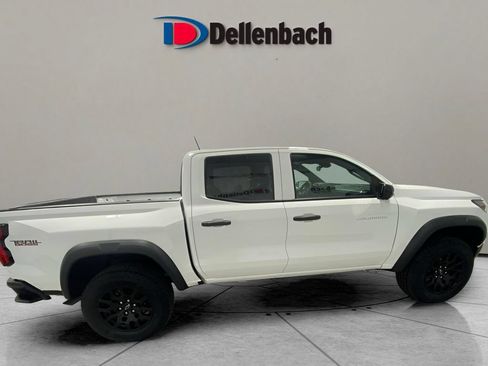 Used 2024 Chevrolet Colorado Trail Boss w/ Technology Package AWD/4WD image 8