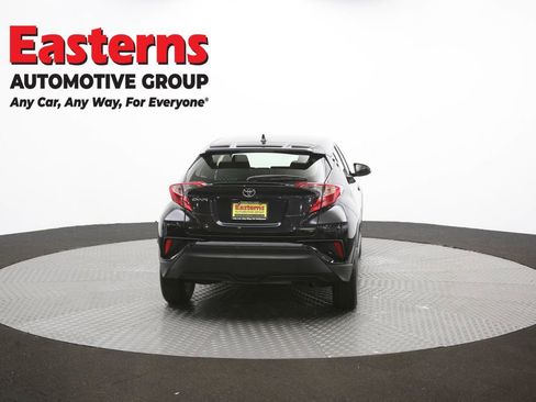 Used 2021 Toyota C-HR LE FWD image 35