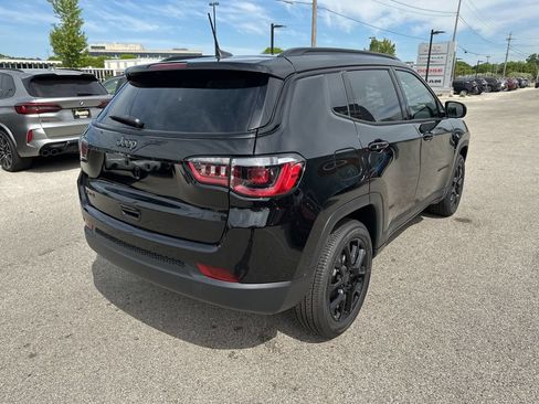 New 2026 Jeep Compass Latitude AWD/4WD image 7