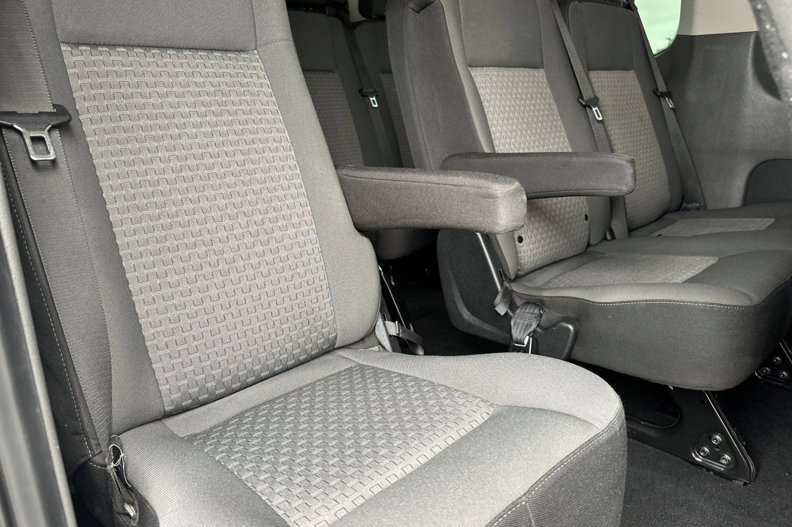 Used 2023 Ford Transit 350 XLT RWD image 16