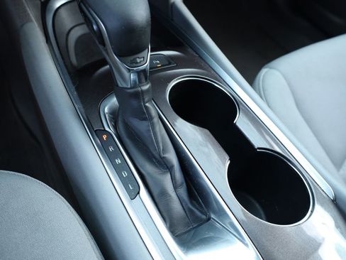 Used 2021 Chevrolet Malibu LS image 8