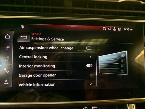 Used 2021 Audi Q8 Prestige w/ Prestige Package image 38