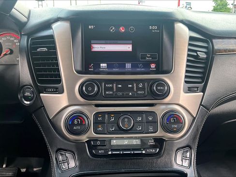 Used 2015 GMC Yukon Denali w/ Premium Package RWD image 33