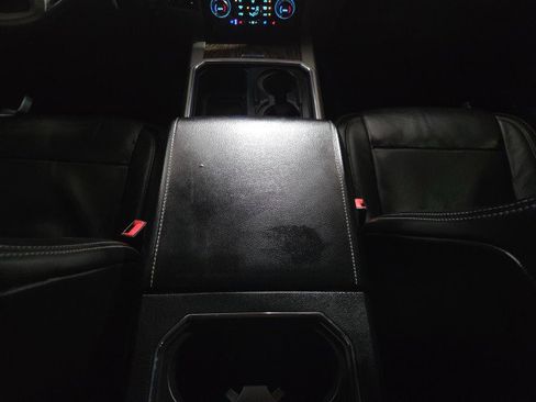 Used 2019 Ford F250 Lariat w/ Lariat Value Package image 96