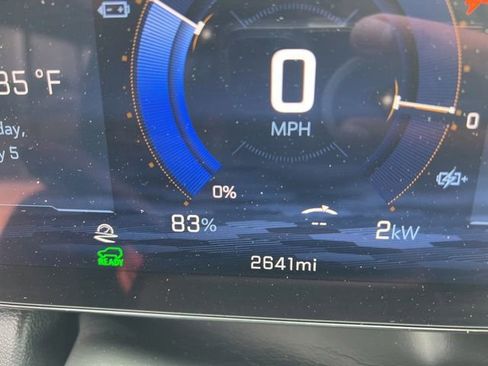 Used 2026 Chevrolet Equinox EV LT w/ Comfort Package AWD/4WD image 4