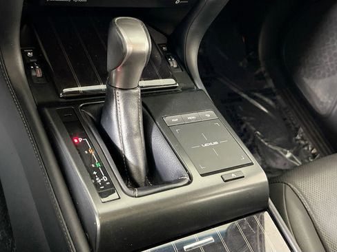 Used 2023 Lexus GX 460 Premium image 17