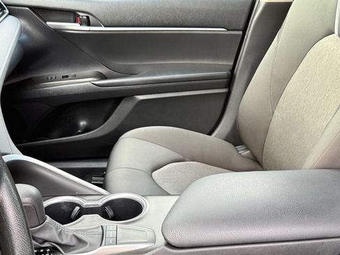 Used 2024 Toyota Camry LE FWD image 13