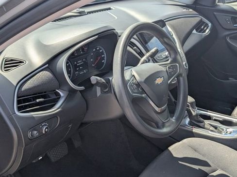 Used 2024 Chevrolet Malibu LT FWD image 6
