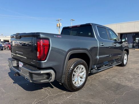 Used 2021 GMC Sierra 1500 SLT AWD/4WD image 3