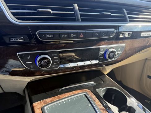 Used 2018 Audi Q7 3.0T Prestige image 50