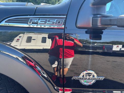 Used 2016 Ford F350 XLT w/ XLT Value Package image 13