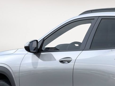 New 2026 Chevrolet Trax LT FWD image 12