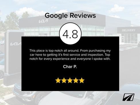 Used 2016 Chrysler Town & Country Touring-L image 5