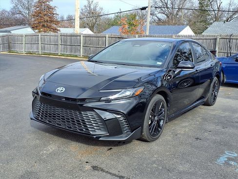 Certified 2025 Toyota Camry SE image 30