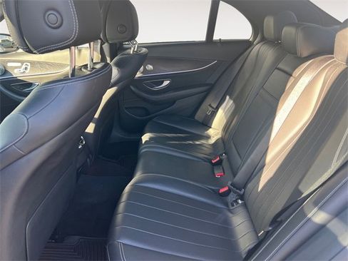Used 2017 Mercedes-Benz E 300 4MATIC image 13
