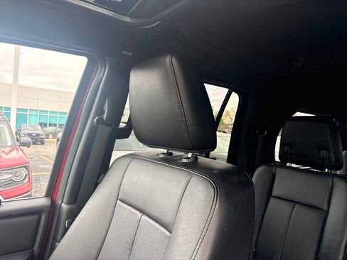 Used 2016 Ford Expedition Max Limited AWD/4WD image 42