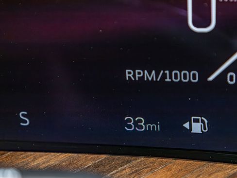 Used 2026 Cadillac Escalade Platinum Sport w/ LPO, ONYX Package image 19