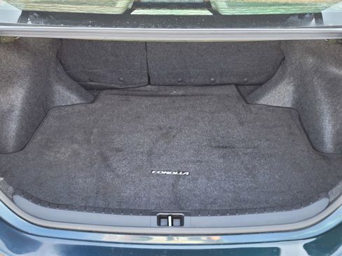 Used 2018 Toyota Corolla SE image 18