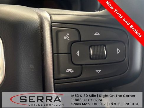 Used 2023 GMC Yukon SLE image 21