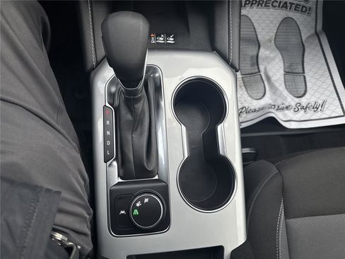 Used 2023 Chevrolet Blazer LT w/ Convenience Package image 19