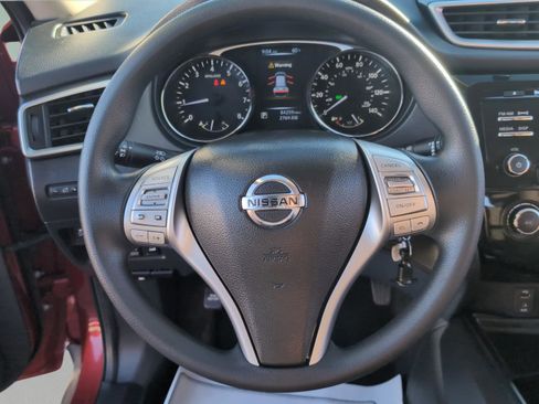 Used 2016 Nissan Rogue S image 14