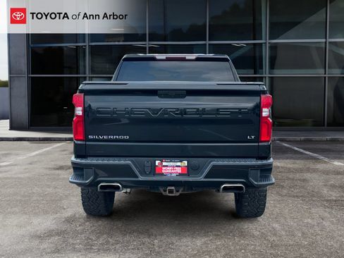 Used 2019 Chevrolet Silverado 1500 LT Trail Boss w/ Convenience Package AWD/4WD image 9