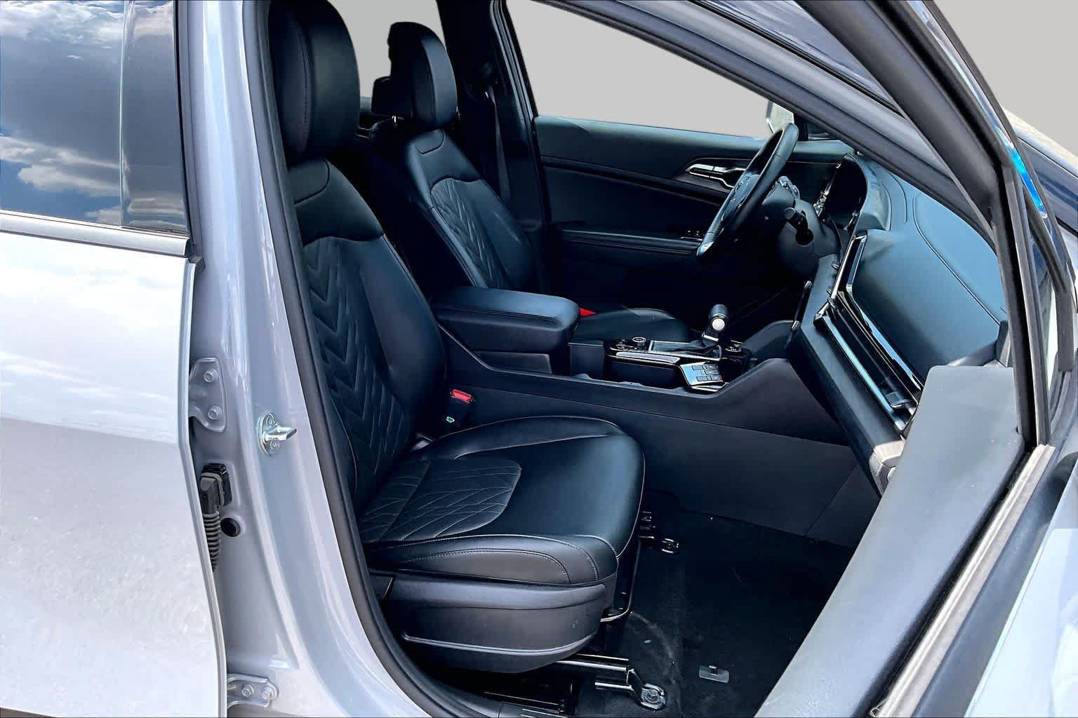 Used 2024 Kia Sportage X-Pro AWD/4WD image 9