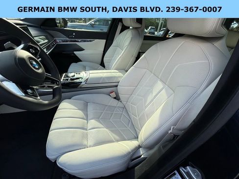 Certified 2025 BMW 760i xDrive w/ Executive Package image 15