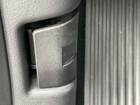 Certified 2024 Ford Expedition Max XLT image 17