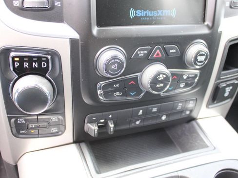 Used 2015 RAM 1500 Big Horn AWD/4WD image 17